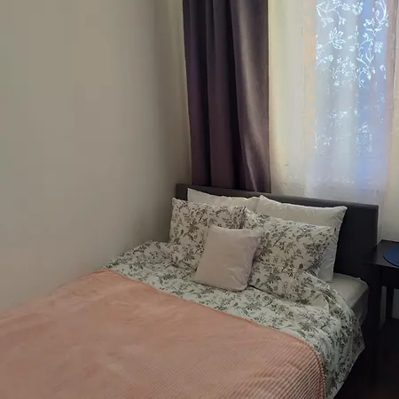 Roses Apartment *